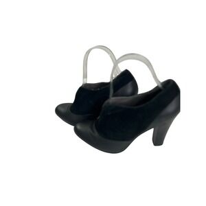Tsubo Black Leather Suede V-Neck Women Heels Size 8.5 1005983-BLK